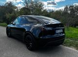 Tesla Model Y Long Range Dual Motor AWD Long Range - Tesla Gebrauchtwagen in Stuttgart