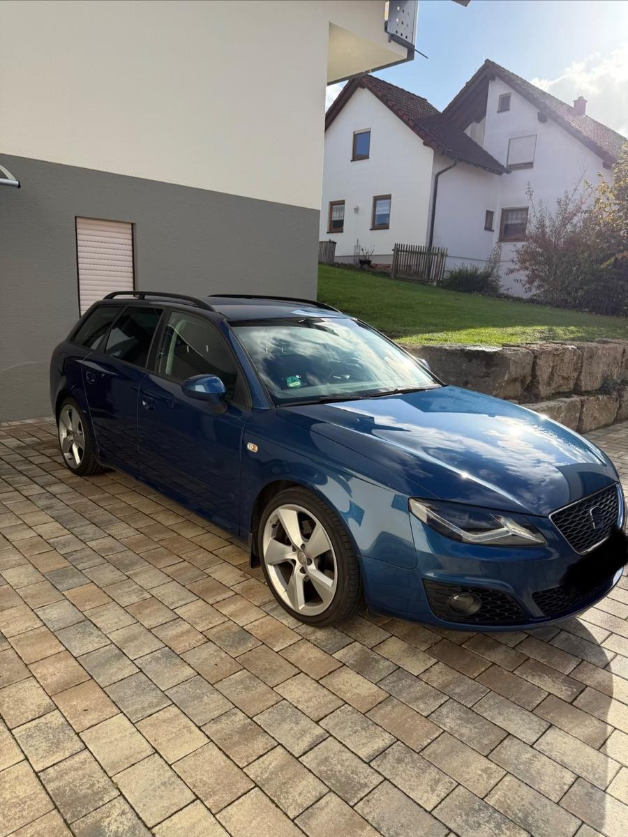 Seat Exeo 2013 — rear view