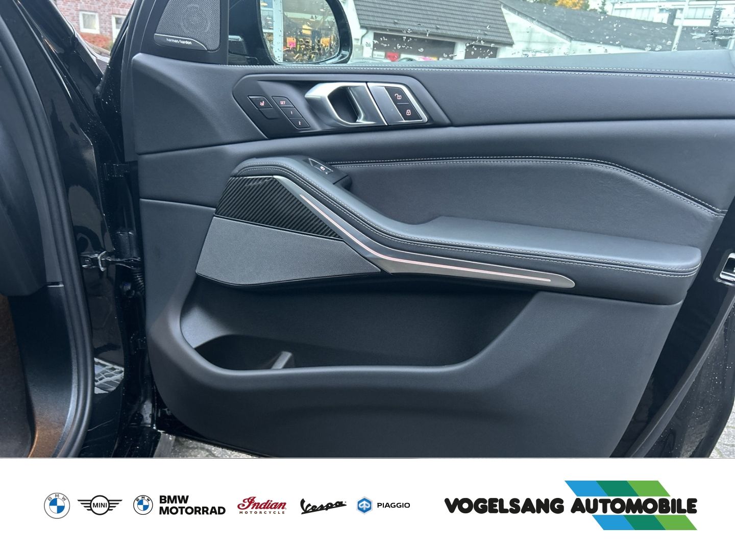 Fahrzeugabbildung BMW X5 xDrive 40d M Sport Pro 22'' Park-Assistent AH