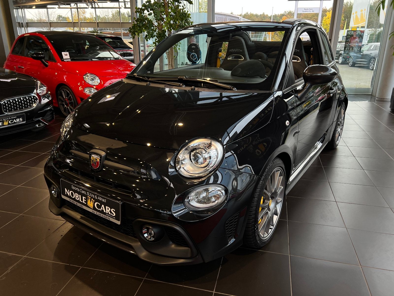 Fahrzeugabbildung Abarth 695C XENON NAVI ALU