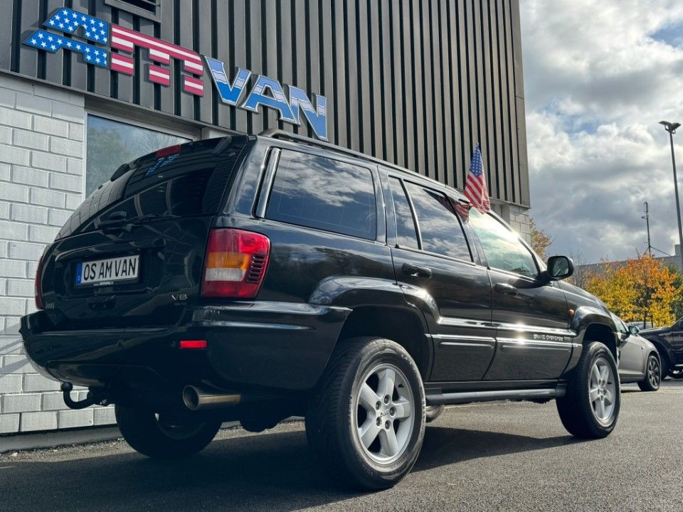 Fahrzeugabbildung Jeep Grand Cherokee 4.7 Overland Black Pearl Series