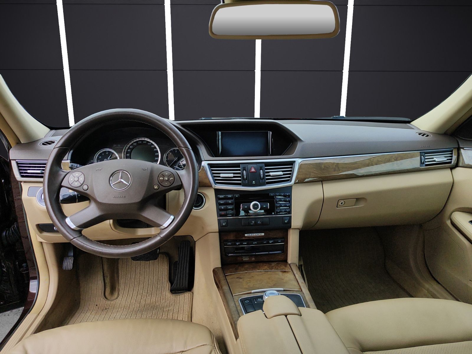 Fahrzeugabbildung Mercedes-Benz E 350 CDI BlueEfficiency*Navi*Leder*Top Zustand*