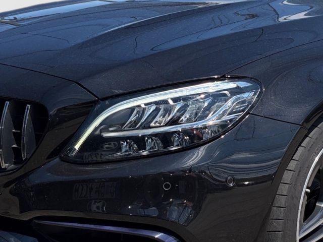 Fahrzeugabbildung Mercedes-Benz C 63 AMG Coupe Panodach Burmester 19'' LED