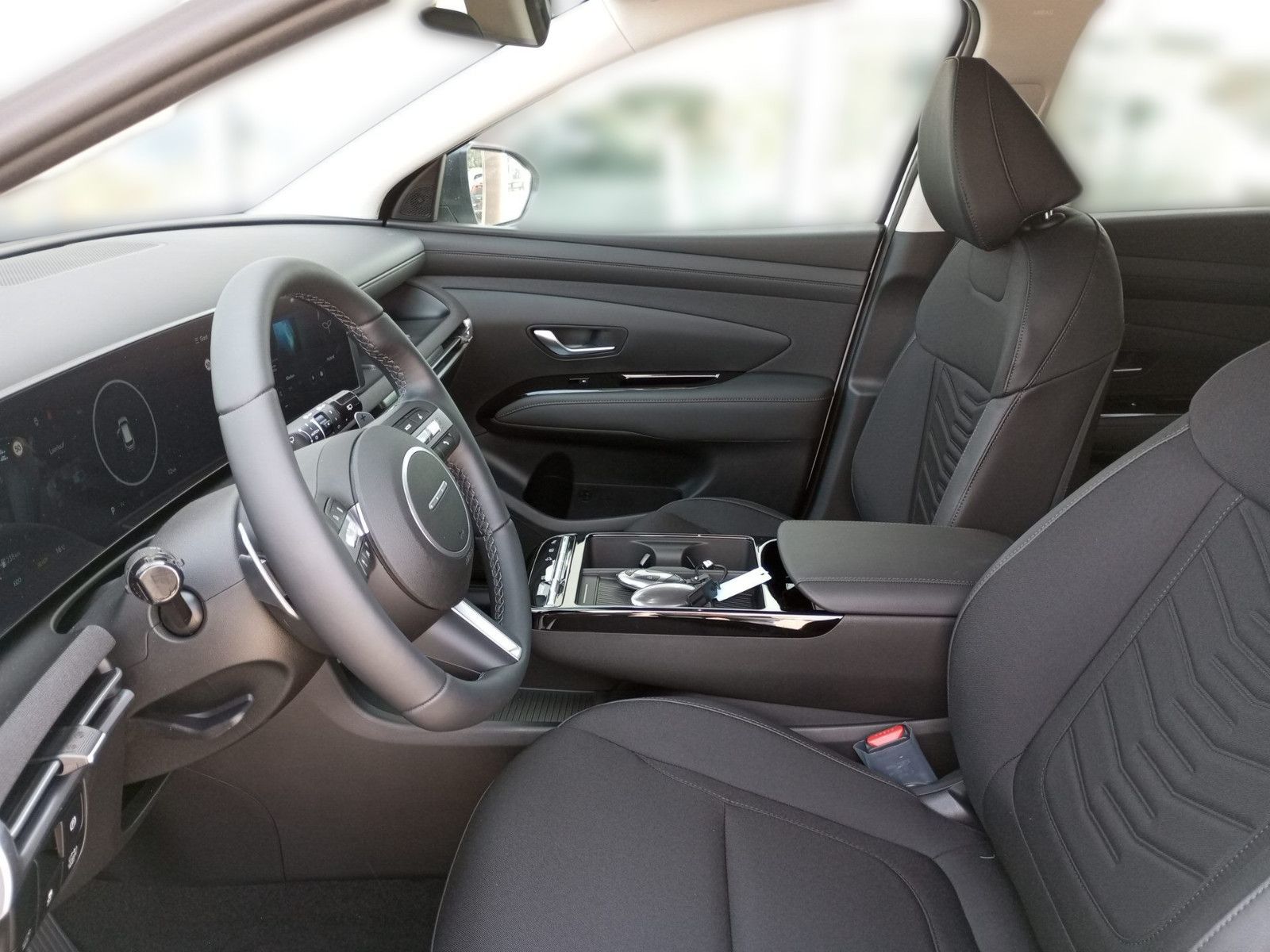 Fahrzeugabbildung Hyundai TUCSON 1.6 T-GDI Hybrid Trend LED