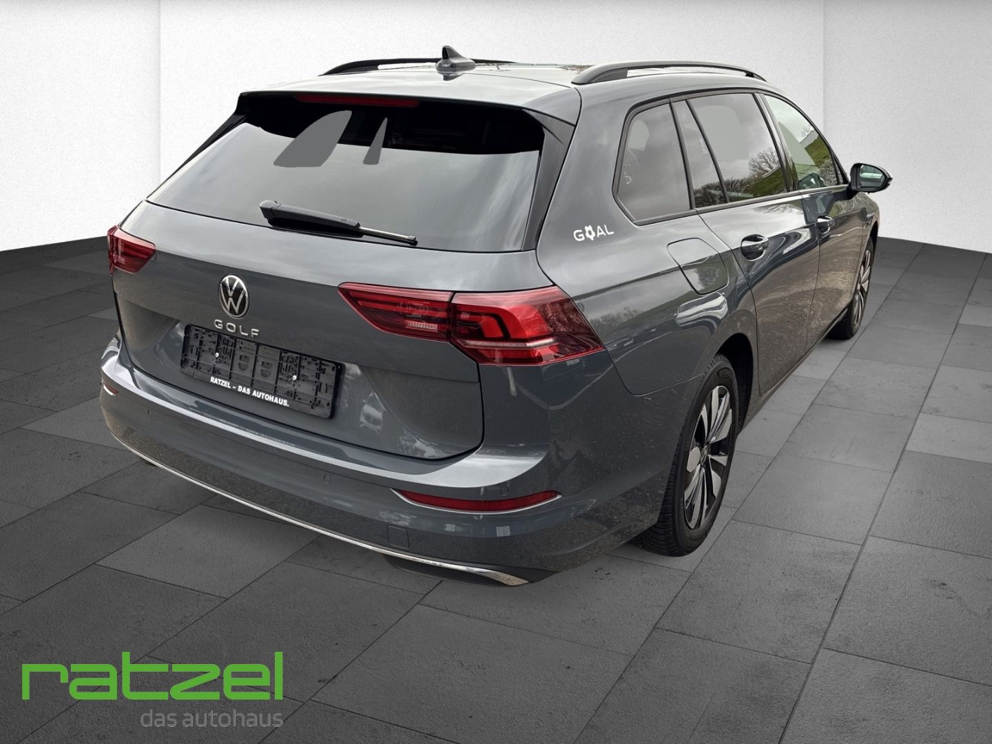 Fahrzeugabbildung Volkswagen Golf Variant 1.5 TSI Goal Navi vorb.Digitales Co