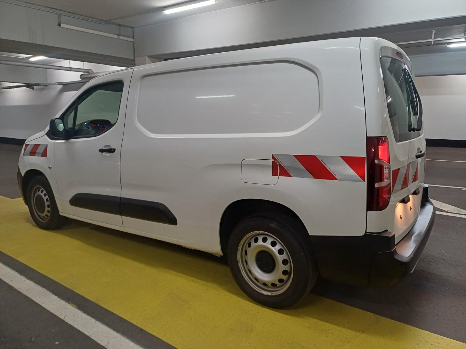Peugeot Partner Premium L2,Schrank,StandHZG,Klima,PDC,Te