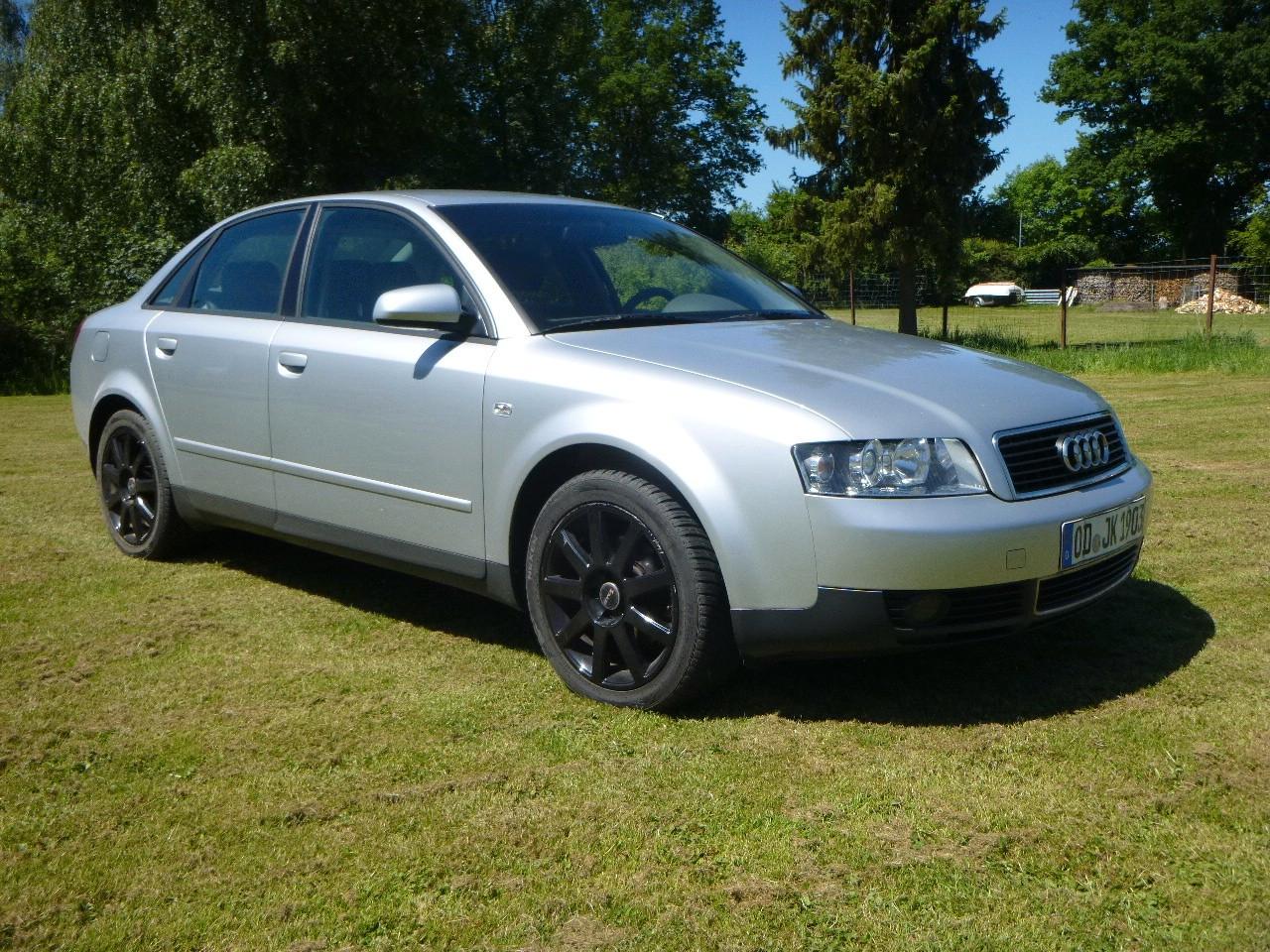 Audi A4 2.0 Multitronic Automatik