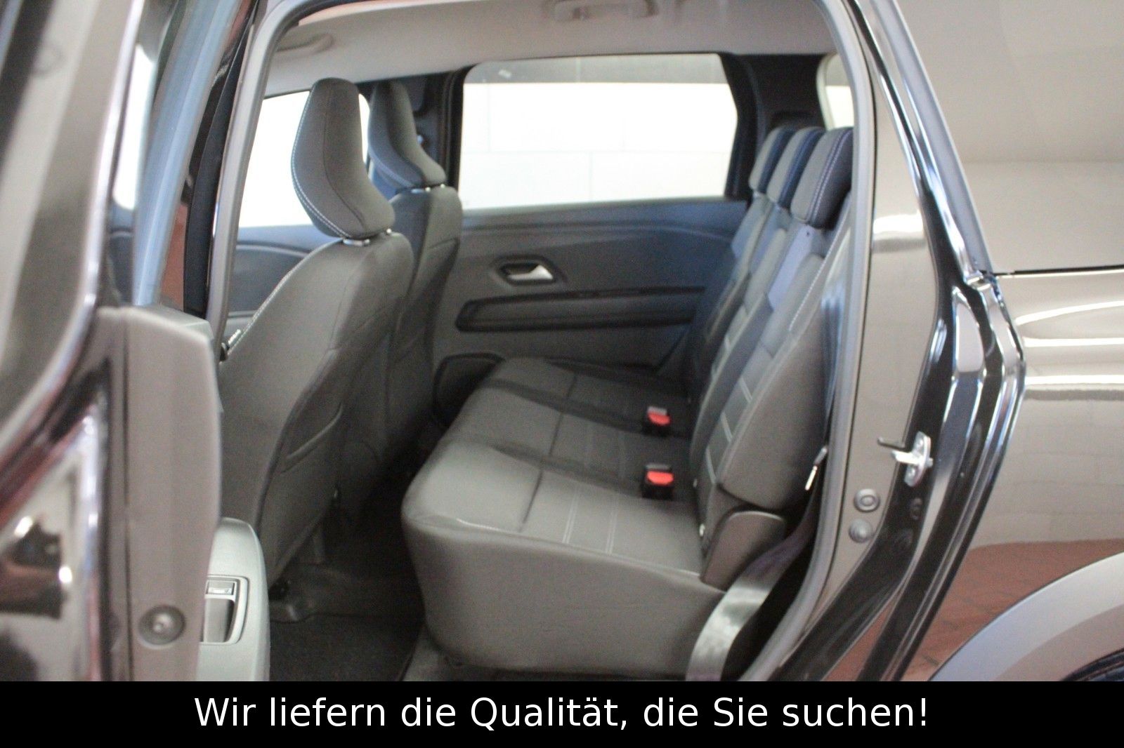 Fahrzeugabbildung Dacia Jogger Hybrid 140 Expression*7-Sitzer*