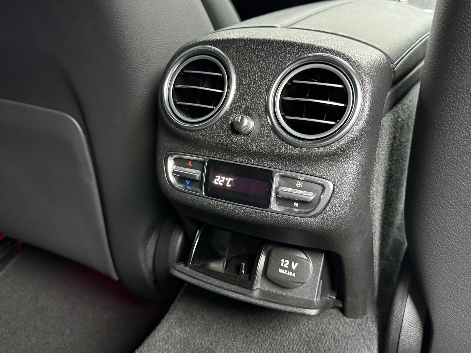 Fahrzeugabbildung Mercedes-Benz E220d T AMG*DISTRO*PANO*LUFT*360°*LED*DAB*ILS+