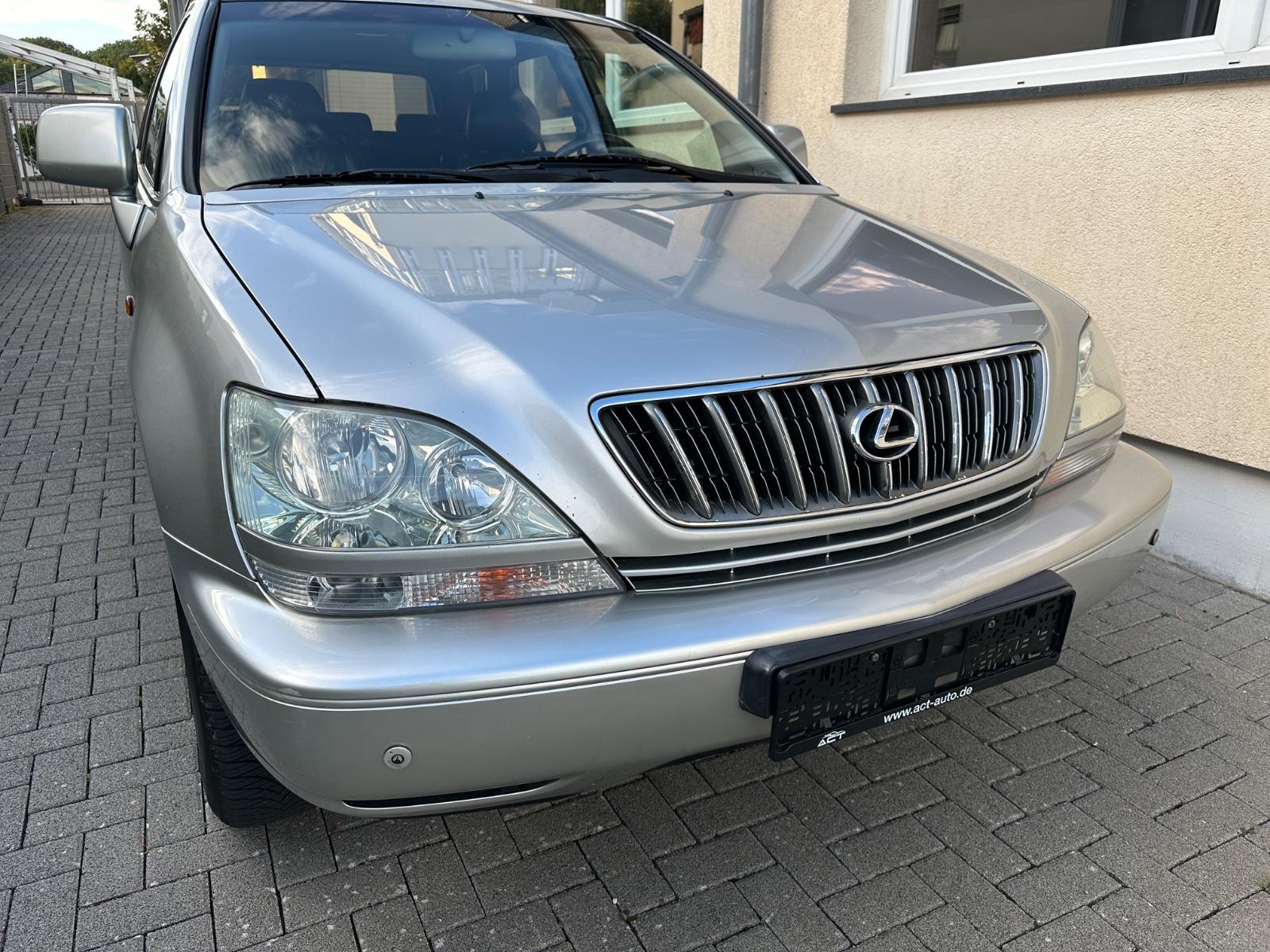 Lexus RX 300 3.0 201ch 4x4 - 2 ème main - Attelage - CT neuf - Toit ouvrant - Régulateur