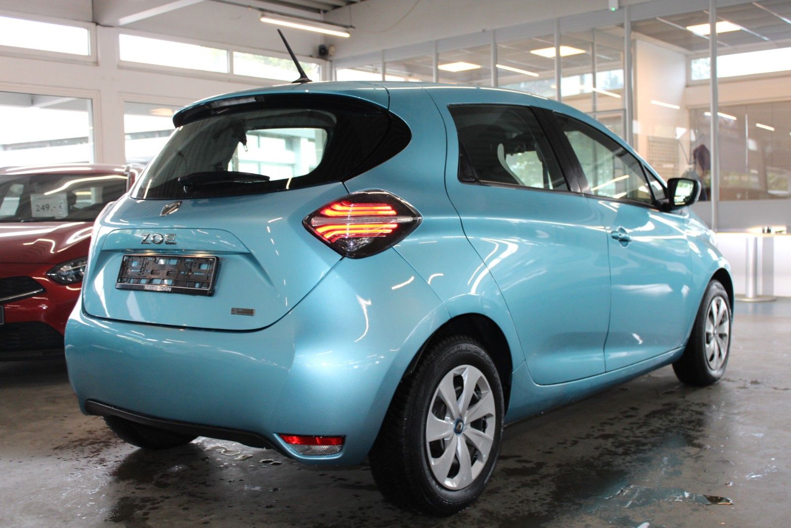 Fahrzeugabbildung Renault ZOE Life R110/Z.E. 40 Kaufbatterie 5-T LED KLIMA