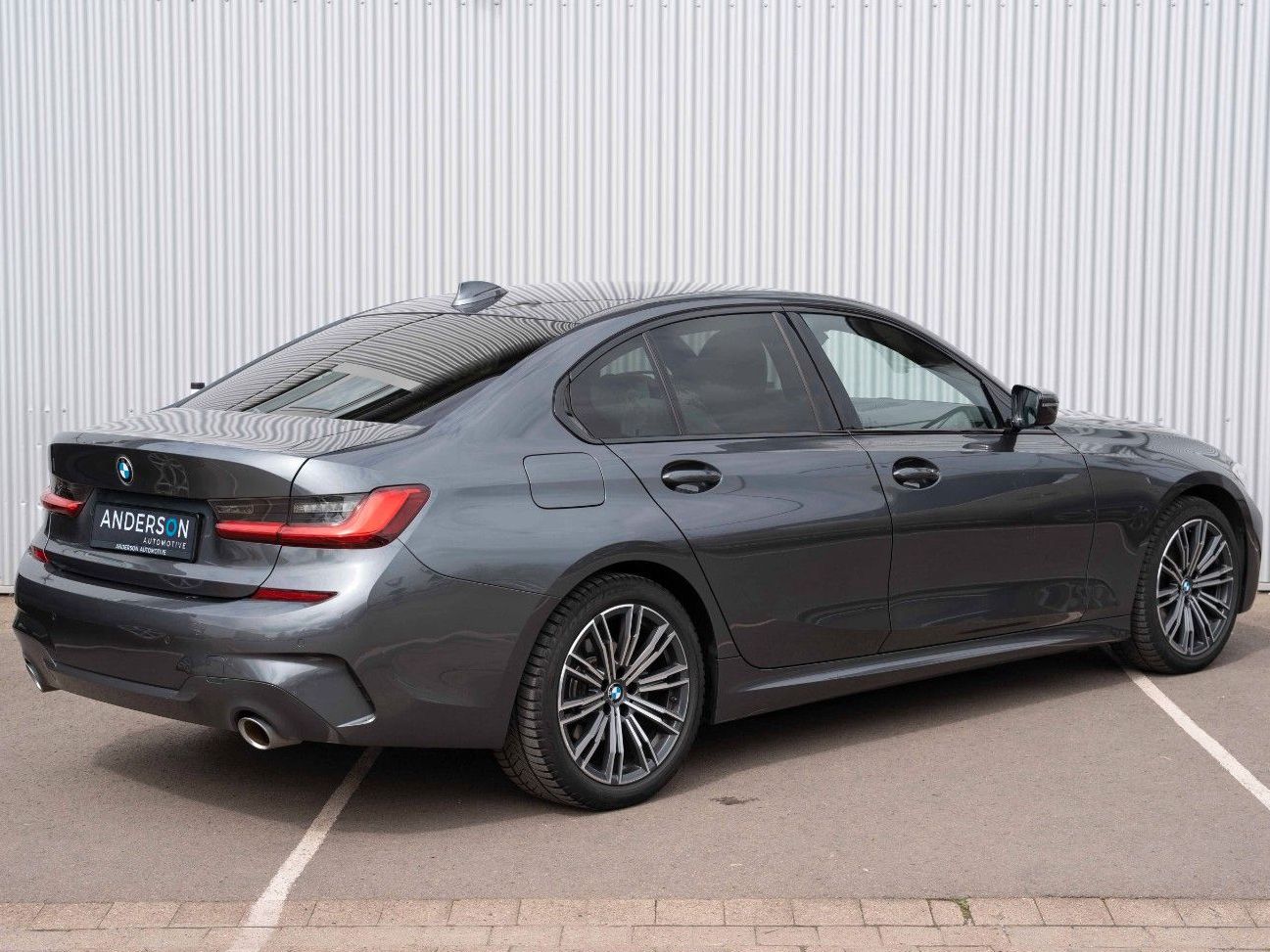 Fahrzeugabbildung BMW 320 D M SPORT LED VIRTC SHADOW HUD LANE