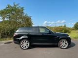 Land Rover Range Rover Sport 3.0 SDV6 HSE HSE - Land Rover Range Rover Sport mit Diesel-Antrieb: Panorama-Dach