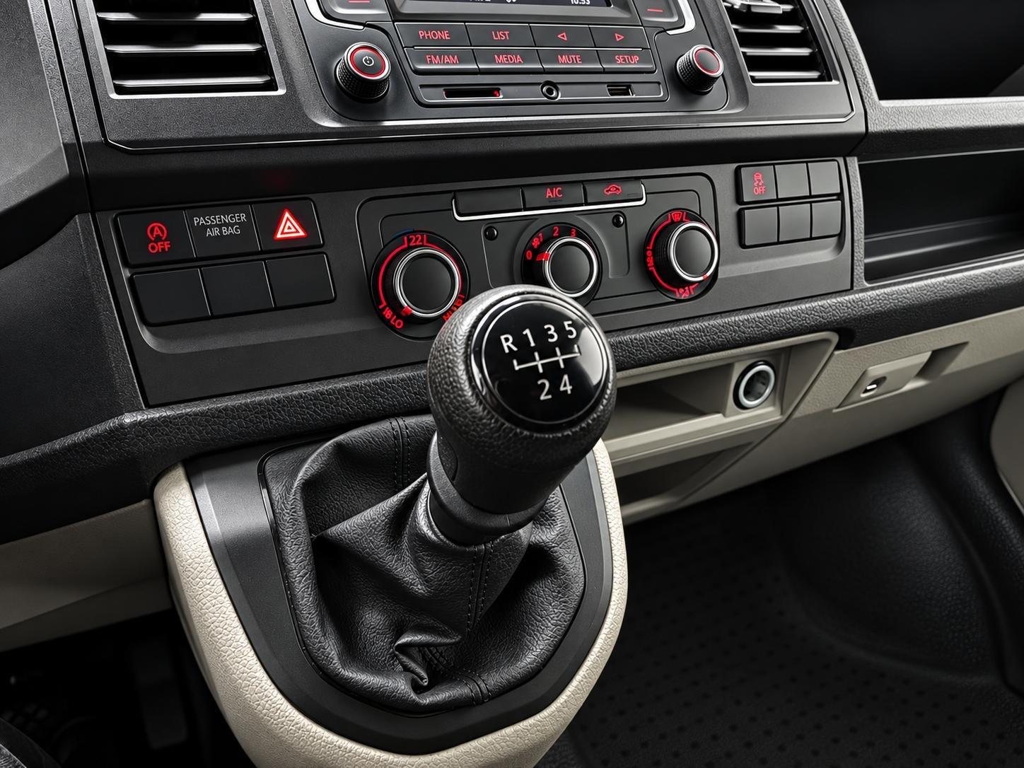Volkswagen T6 Transporter 2.0 84ch - 1 ère main - Climatisation - TVA récupérable - Carnet etretien