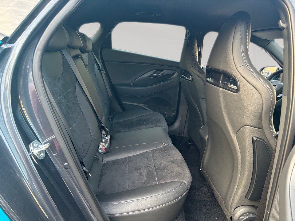 Fahrzeugabbildung Hyundai i30 Fastback N Performance Navi N-Sportschalensi