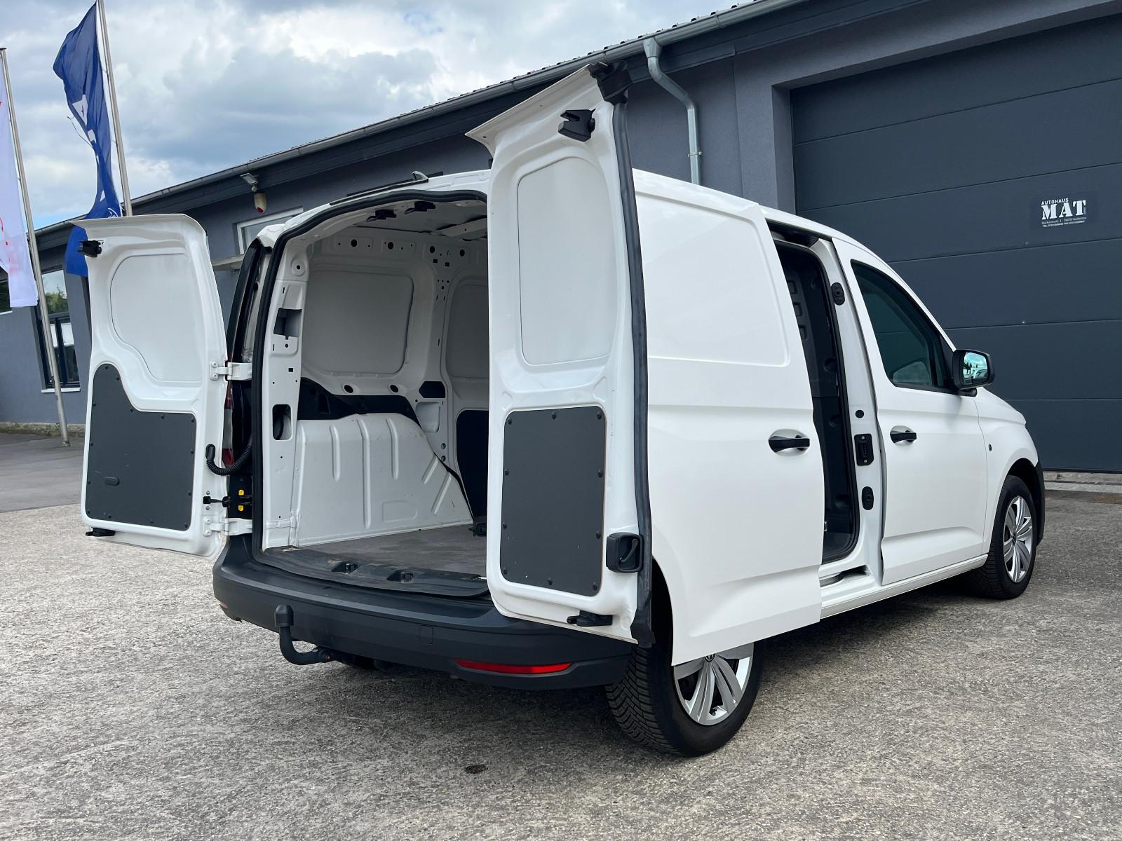 Volkswagen CADDY 2,0 TDI AUTOMATIK AHK NAVI KLIMA TEMP SZH