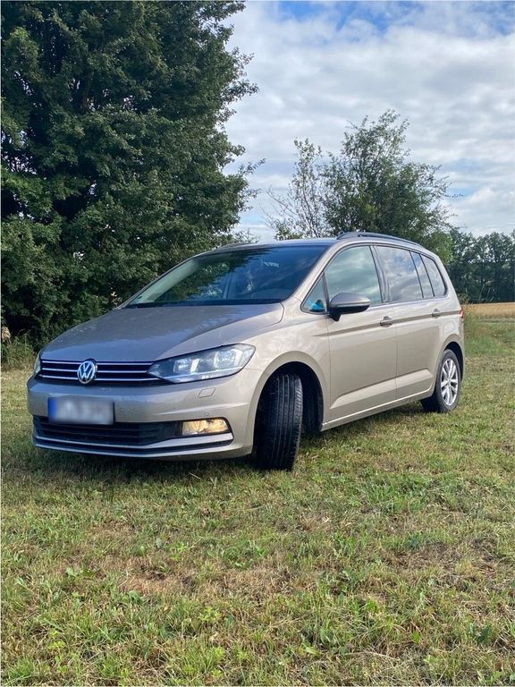 Image of Volkswagen Touran