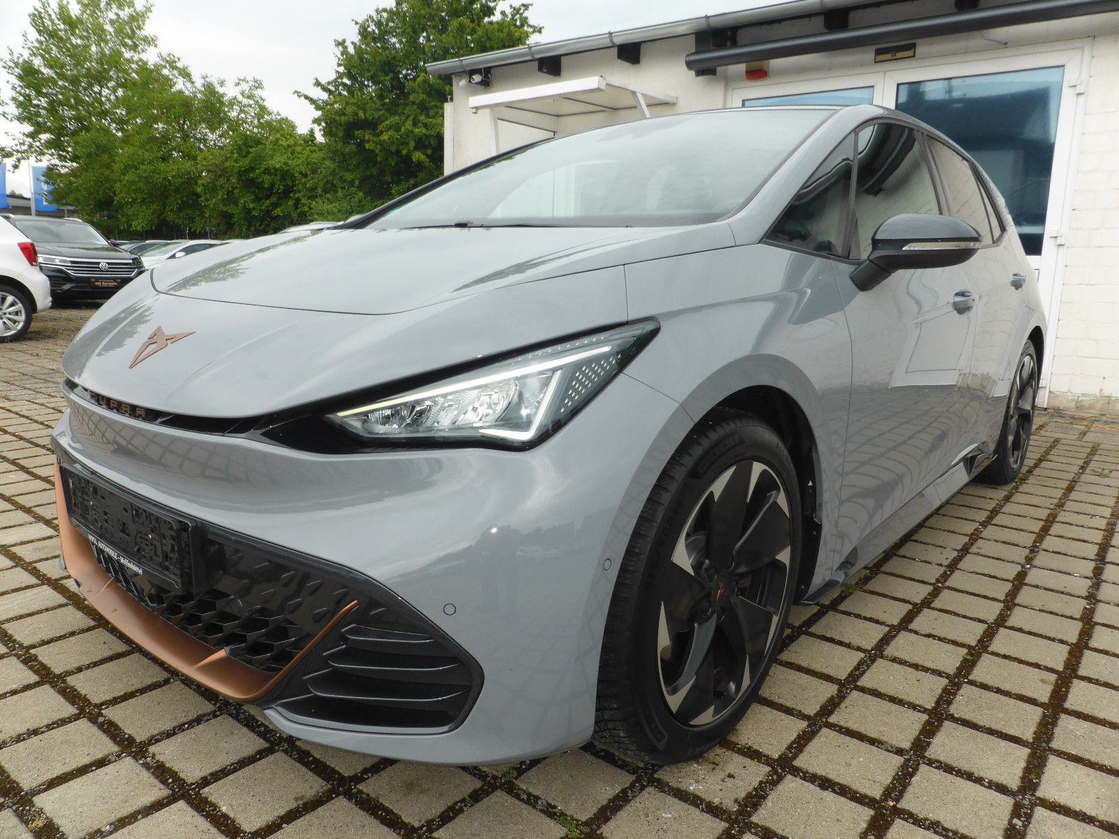CUPRA Born 150 kW *LED*KAMERA*19" ALUFELGEN*