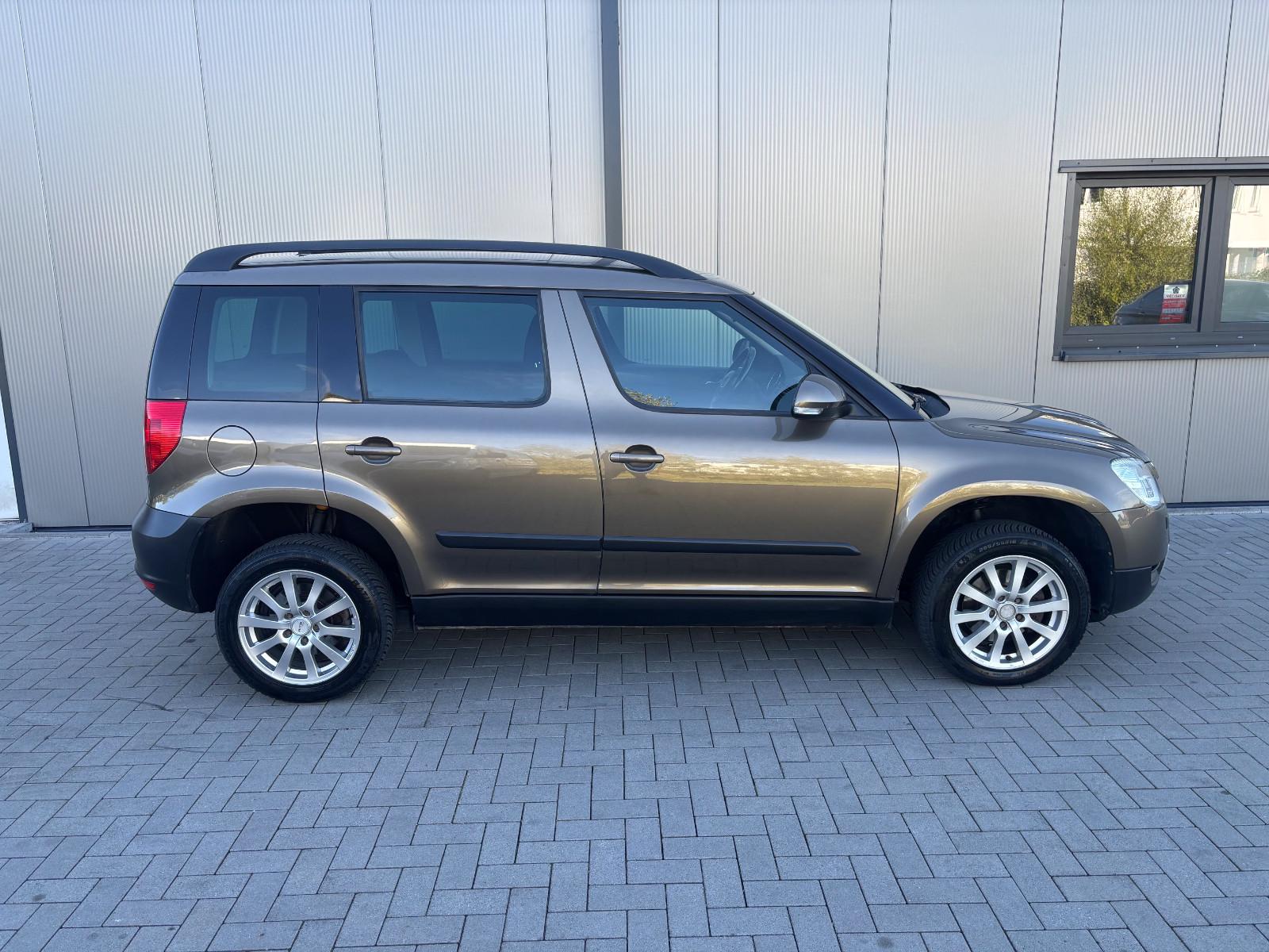 Skoda Yeti 1.8 TSI 160 ch 4x4 Experience • Xénon • Attelage • Sièges chauffants