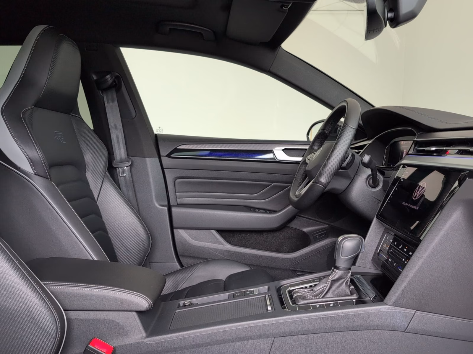 Volkswagen Arteon 2.0 TDI R-LINE MATRIX PANO AHK StHz NAPPA, миниатюра 24