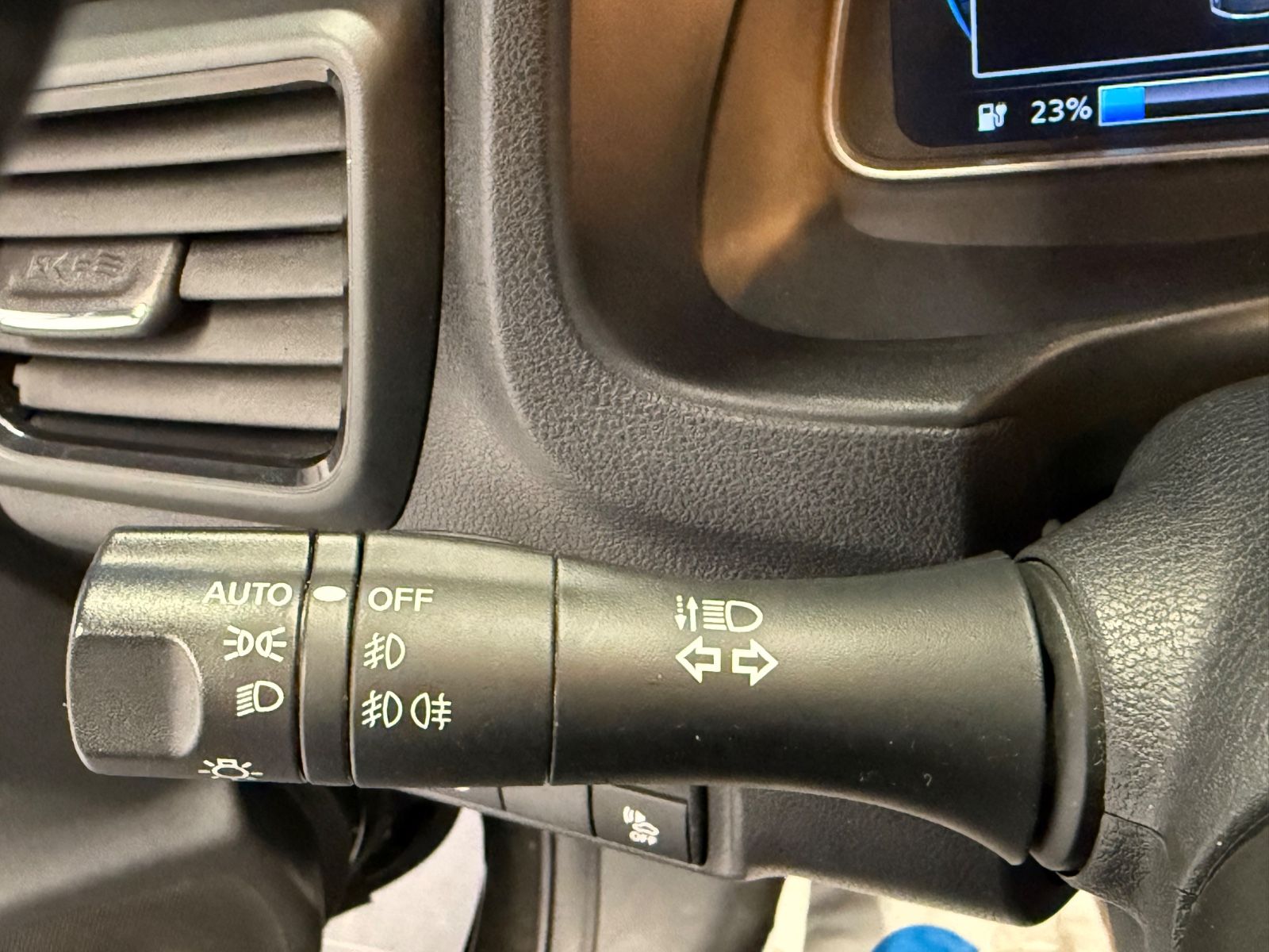 Fahrzeugabbildung Nissan Leaf Acenta - Navi, Winter-Paket