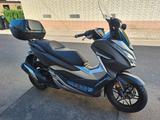 Honda Forza  NSS300A - HONDA ROLLER 300