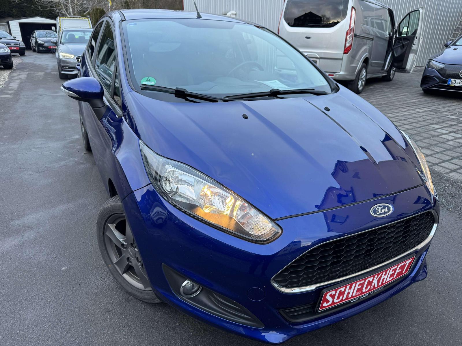Ford Fiesta Celebration/SHZ/Klima/PDC/Alufelgen/USB/T