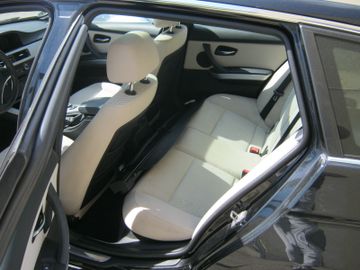 BMW 320 - 10
