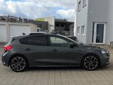 Ford Focus Lim. ST-Line 1.5 TDCi Autom. Pano Headup - Ford Focus: ST Tdci