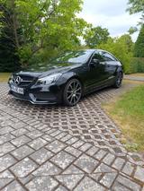Mercedes-Benz E 350 Coupé 4MATIC - - Mercedes-Benz Gebrauchtwagen Privatanbieter