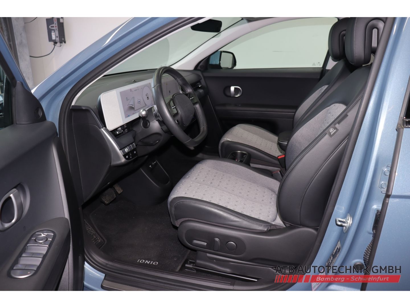 Fahrzeugabbildung Hyundai IONIQ 5 77,4 kWh TECHNIQ 2WD 98,8% SOH Panorama