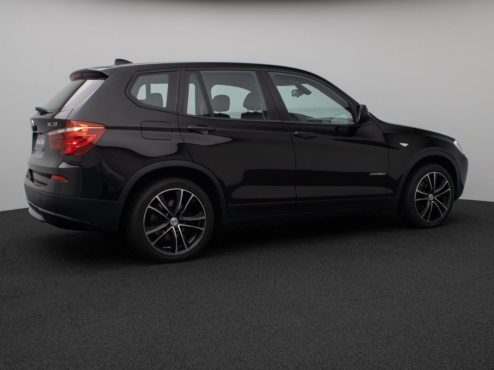 Fahrzeugabbildung BMW X3 xD20d Navi Sitzhzg PDC Tempomat 8Fach