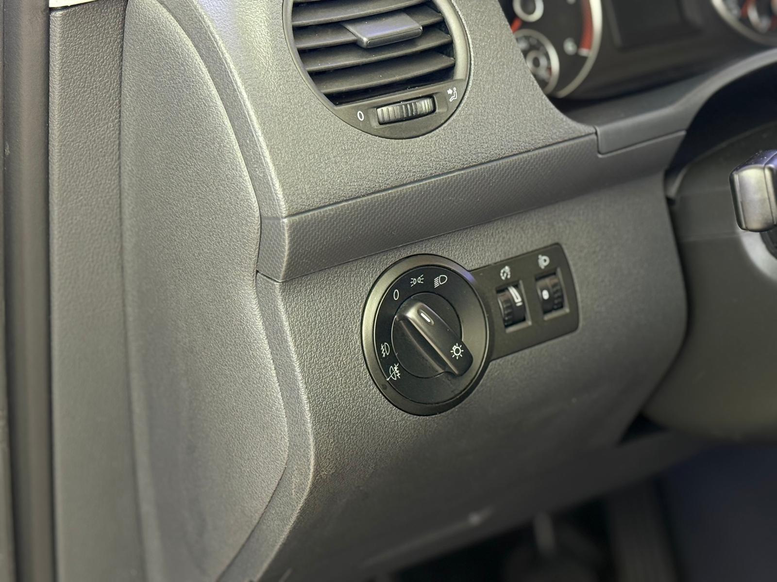 Volkswagen Caddy 1,6-Maxi-Behindertengerecht-Rampe