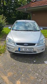 Ford Focus 2,0 Ghia Ghia - Ford Focus aus 2006: Ghia