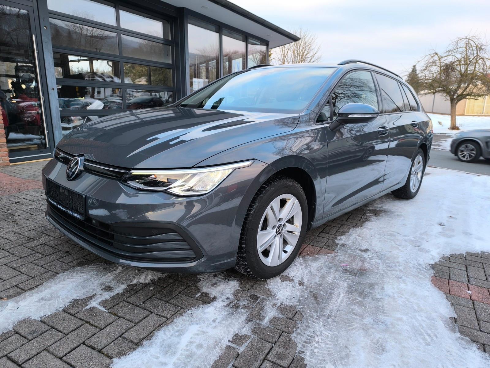 Volkswagen Golf VIII Variant Life