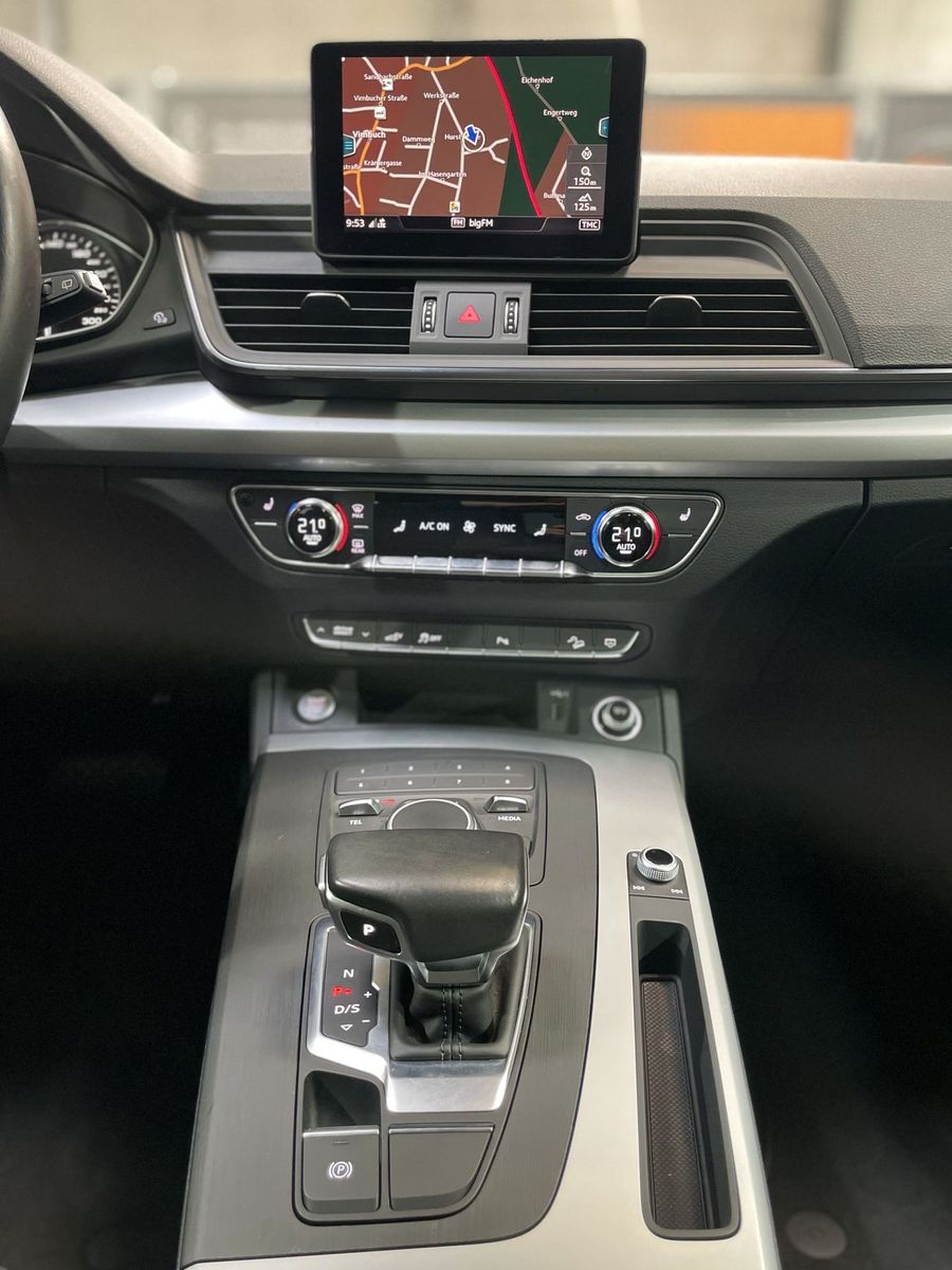 Fahrzeugabbildung Audi Q5 50 TFSI e quattro S line #Pano#Kamera#ACC#Spu