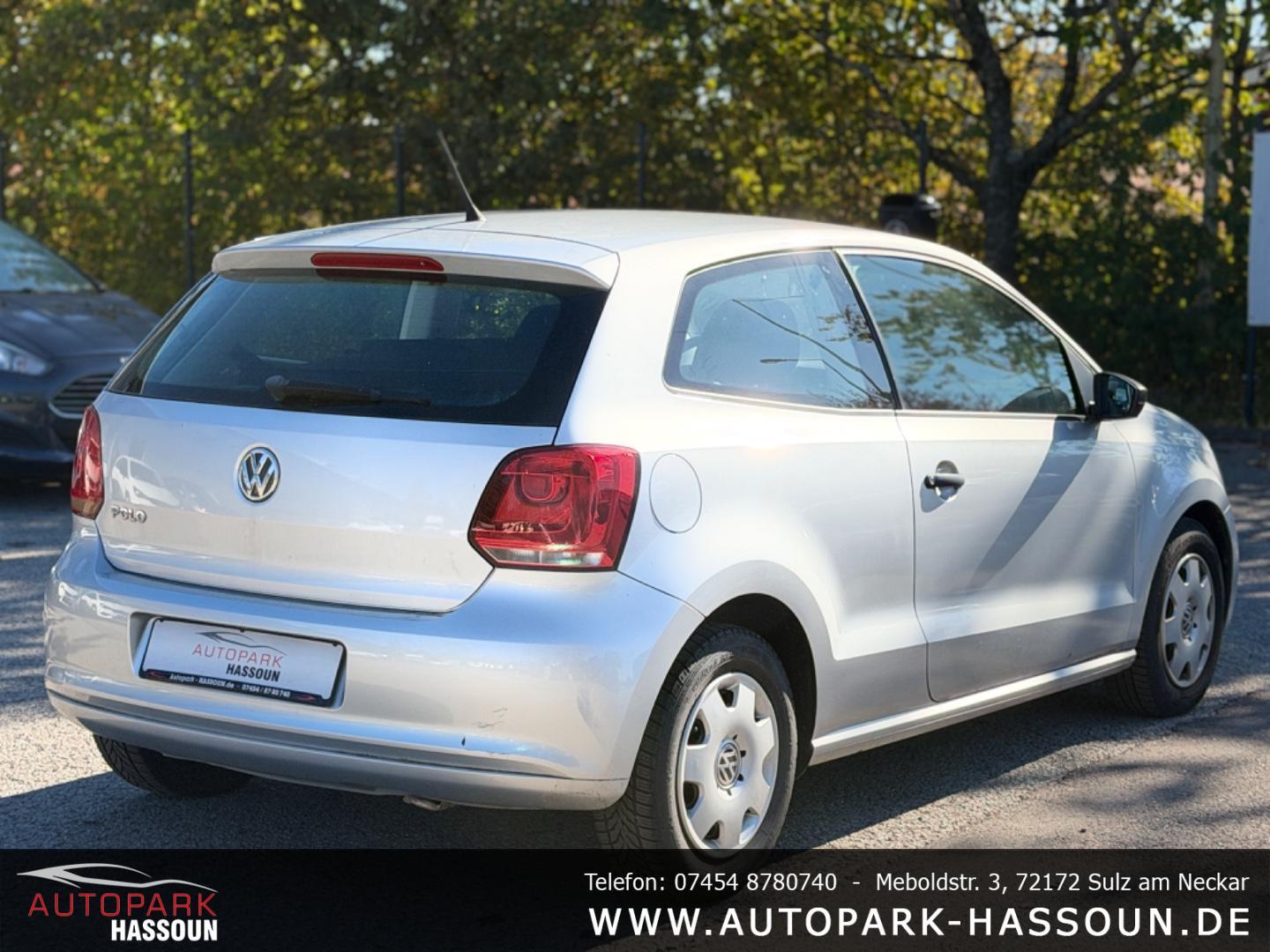 Volkswagen Polo 2011 — photo 8