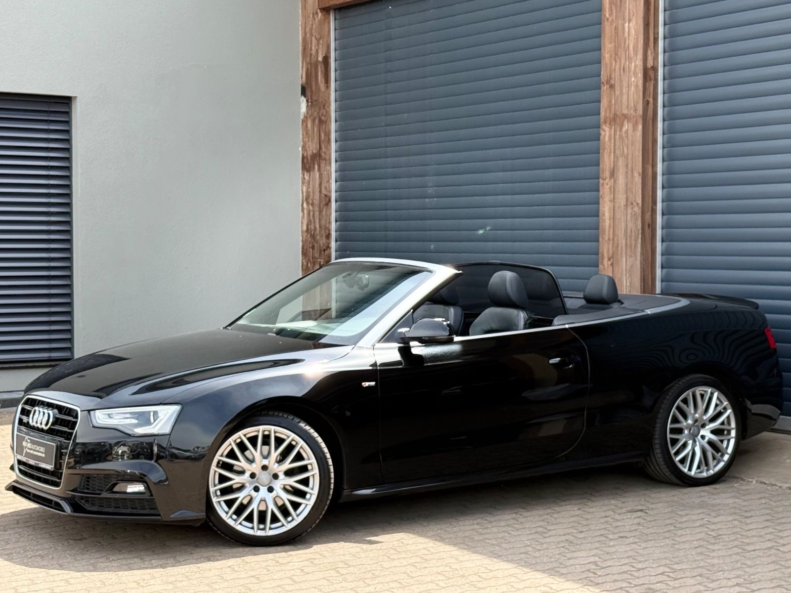AUDI A5 Cabrio 20 TDI quattro S-Line/Navi/LED/SHZ/PDC