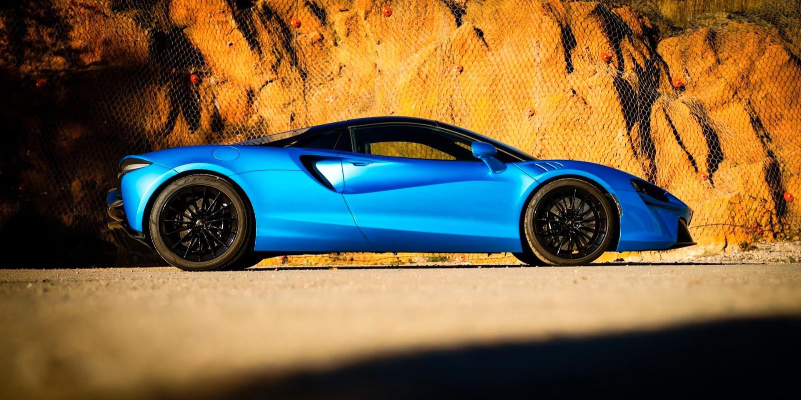 McLaren Artura Spider MSO 700Ps.
