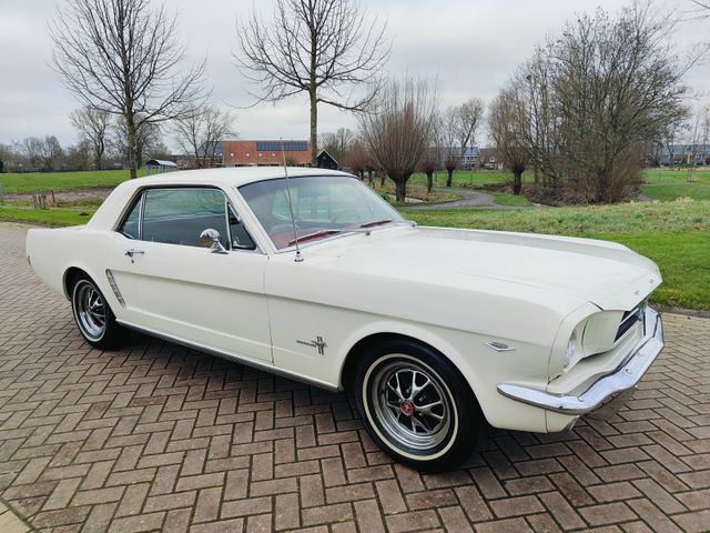 Ford MUSTANG HARDTOP A CODE