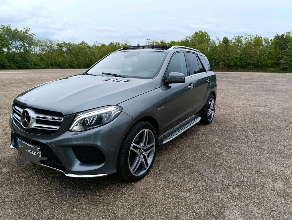 Image of Mercedes-Benz GLE 500