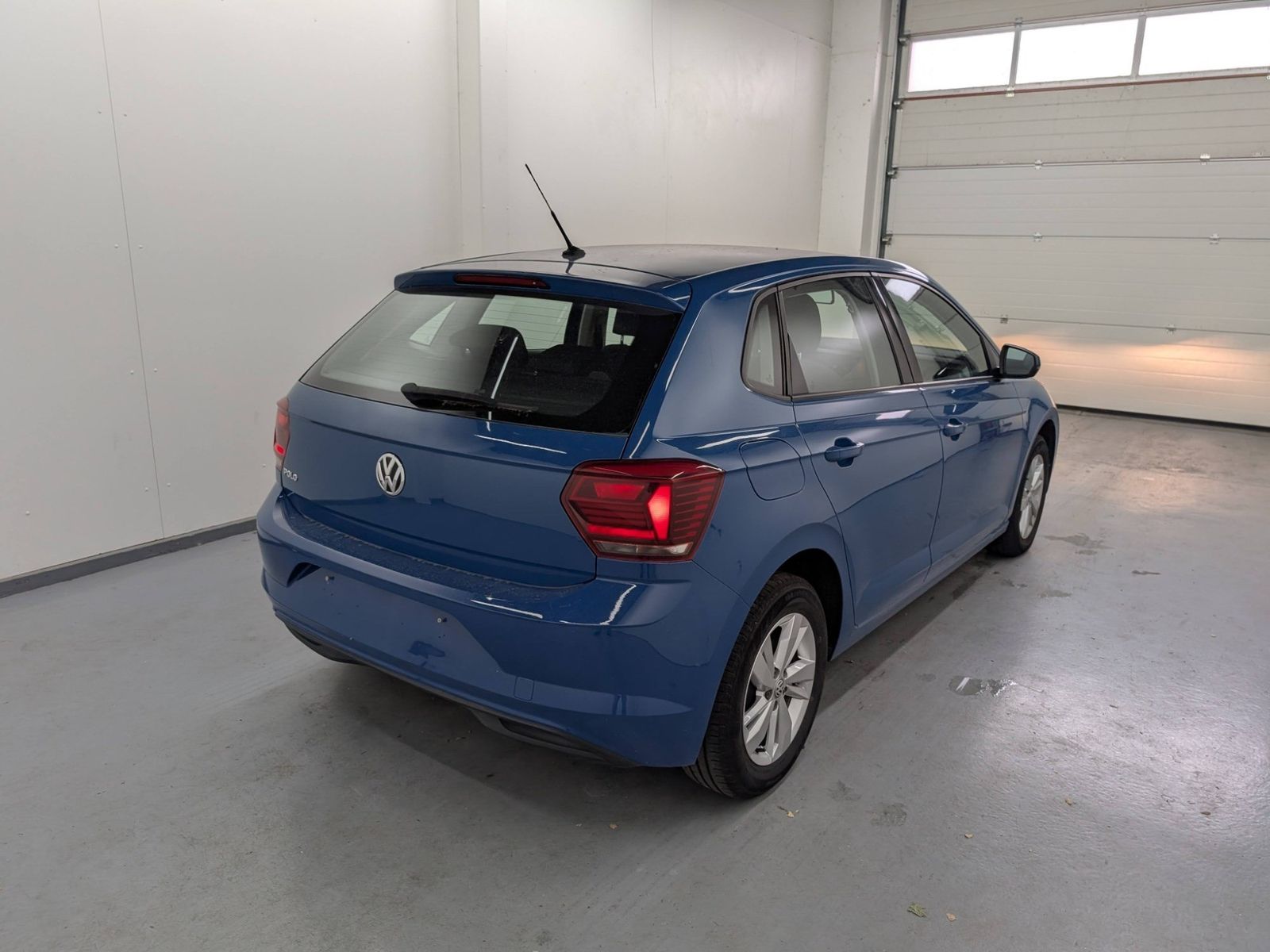 VW Polo VI 1.0 TSI Comfortline Klima CarPlay – Bild 2