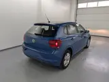 Volkswagen Polo VI 1.0 TSI Comfortline Klima CarPlay - Volkswagen Polo: Blau
