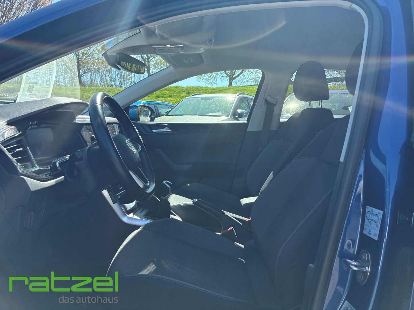Fahrzeugabbildung Volkswagen Taigo Life 1.0 TSI Navi LED ACC Apple CarPlay An