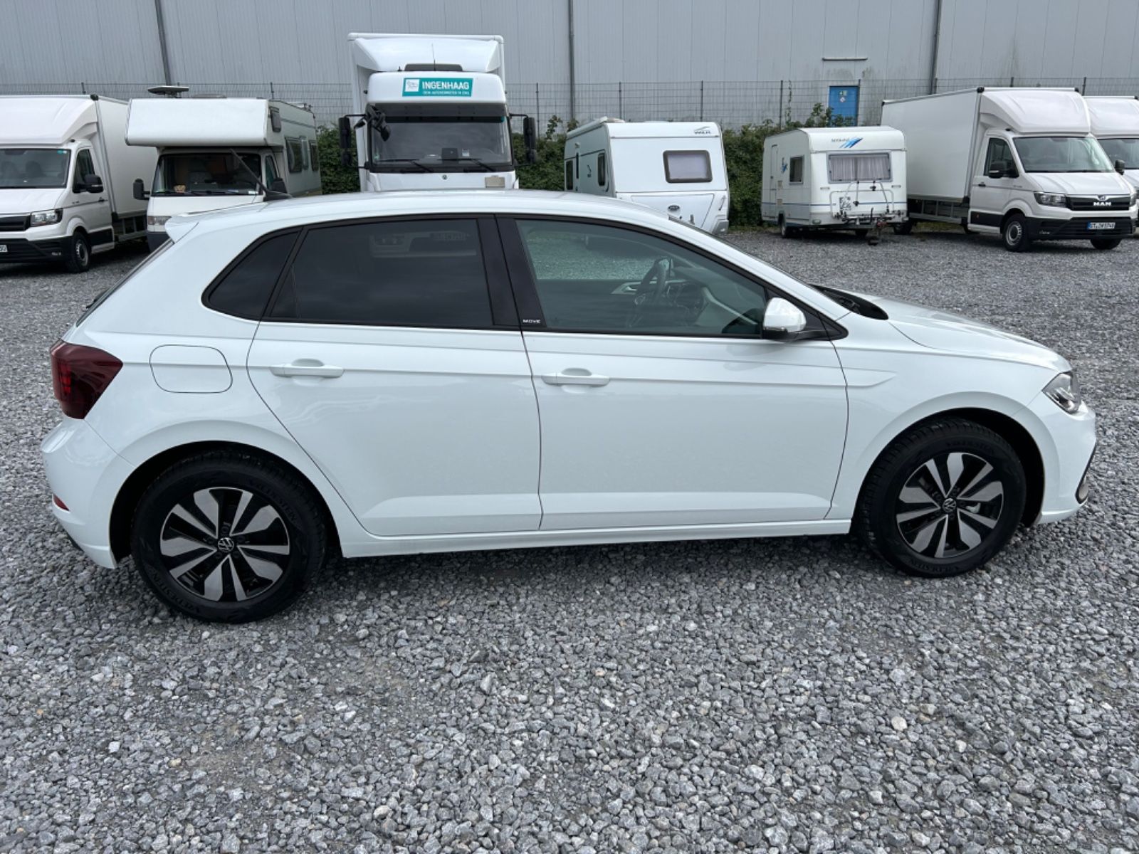 Fahrzeugabbildung Volkswagen Polo VI Move SHZ RFK Garantie