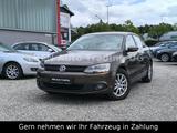 Volkswagen Jetta VI Comfortline BMT PDC°Navi°Sthz°AHK°BT°Te - Volkswagen Jetta aus 2011 mit Diesel-Antrieb