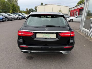Mercedes-Benz E 350 4Matic Avant.+Allterain+ILS+Kamera+Distr.