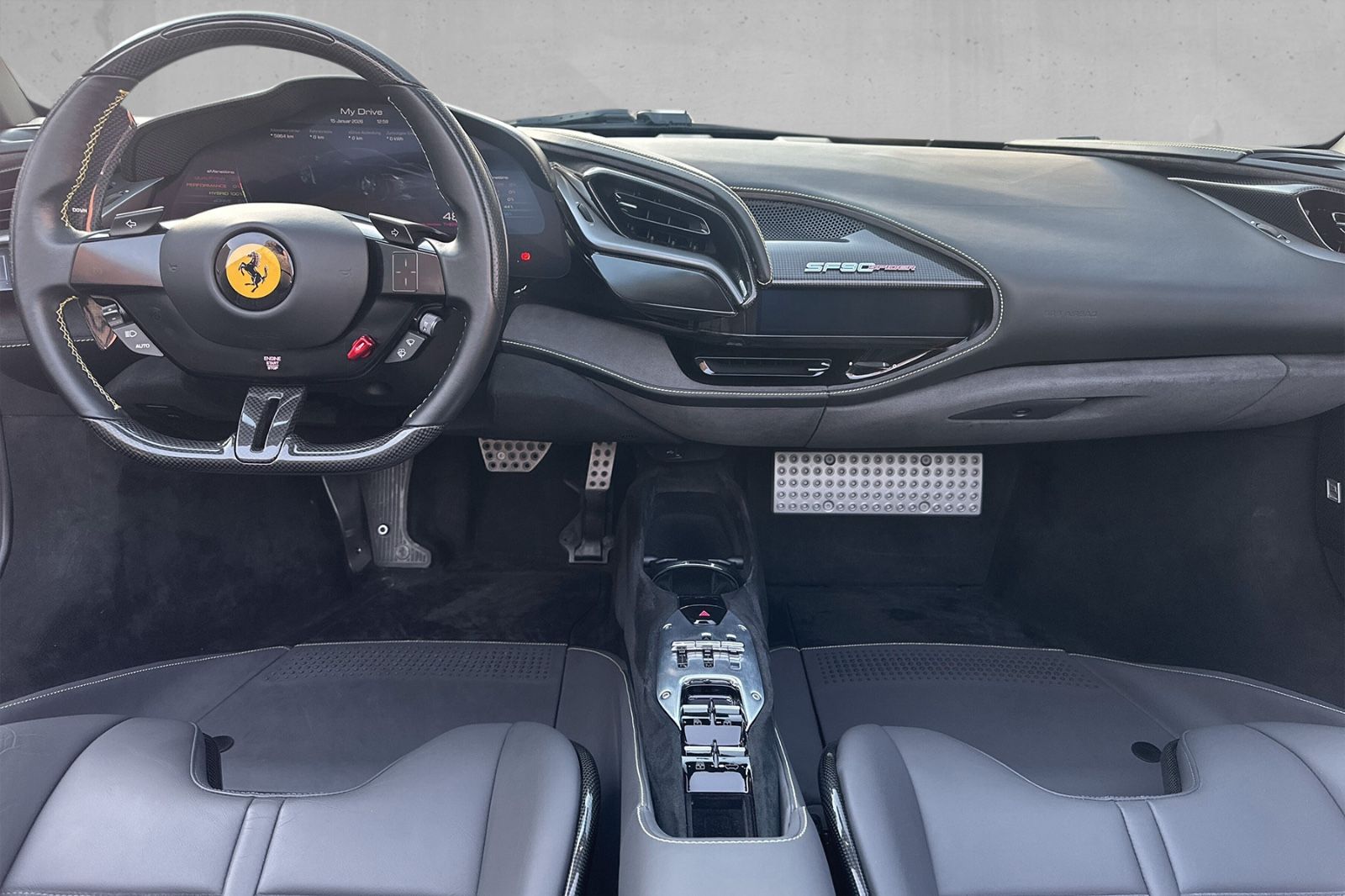 Fahrzeugabbildung Ferrari SF90 Spider*voll Carbon*Lift*Racing-Sitze*JBL*