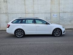 SKODA Octavia Combi RS 4x4 2.0TDI 184PS DSG AHK