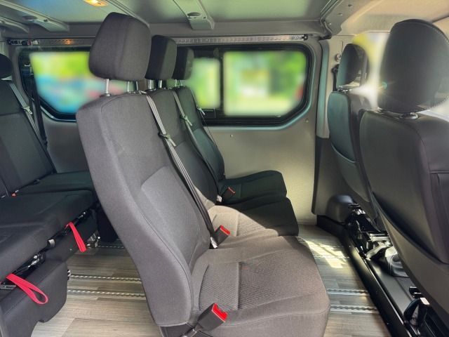 Fahrzeugabbildung Nissan Primastar FLEX VAN / BUS 8-Sitze L1H1 3,0t dci17